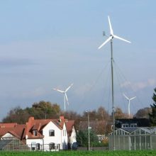 Kleinwindanlagen sind KLEIN: Diese Unterschiede zu Windparks und Großwindanlagen muss man kennen Kleine Windanlage und Windpark