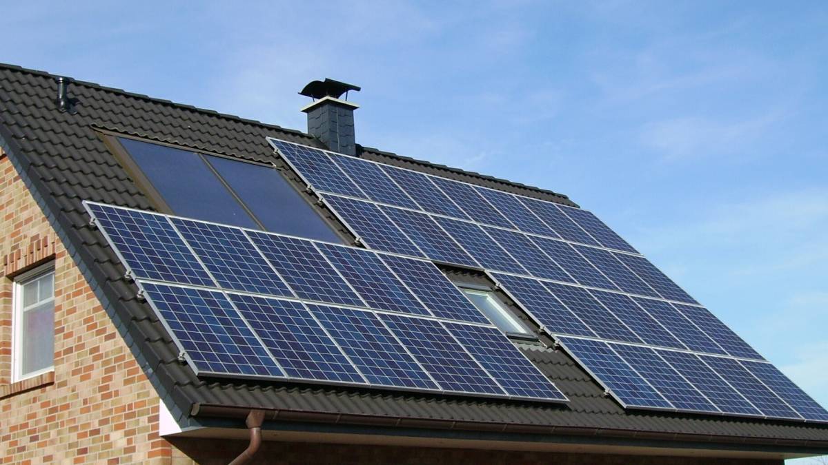 Autarke Stromversorgung: Solar, Speicher, auch Windkraft?